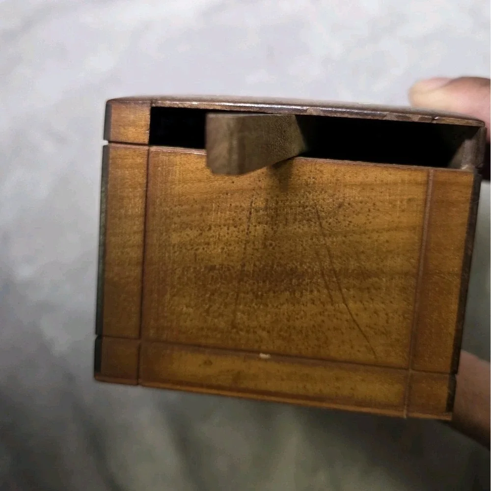 Vintage Wooden Keepsake Box Dutch Children Folk Art Trinket Money Souvenir Box